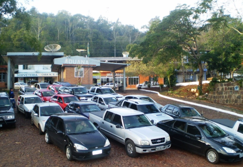 SINDILOJAS REALIZOU PESQUISA NA ADUANA DE PORTO MAUÁ